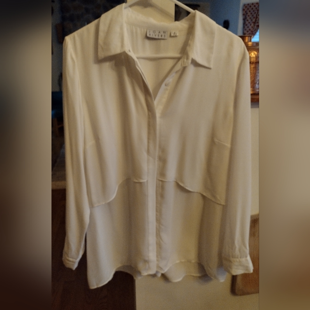 NWOT Joan Rivers Long Sleeve Hidden Button-Up Blouse Size S